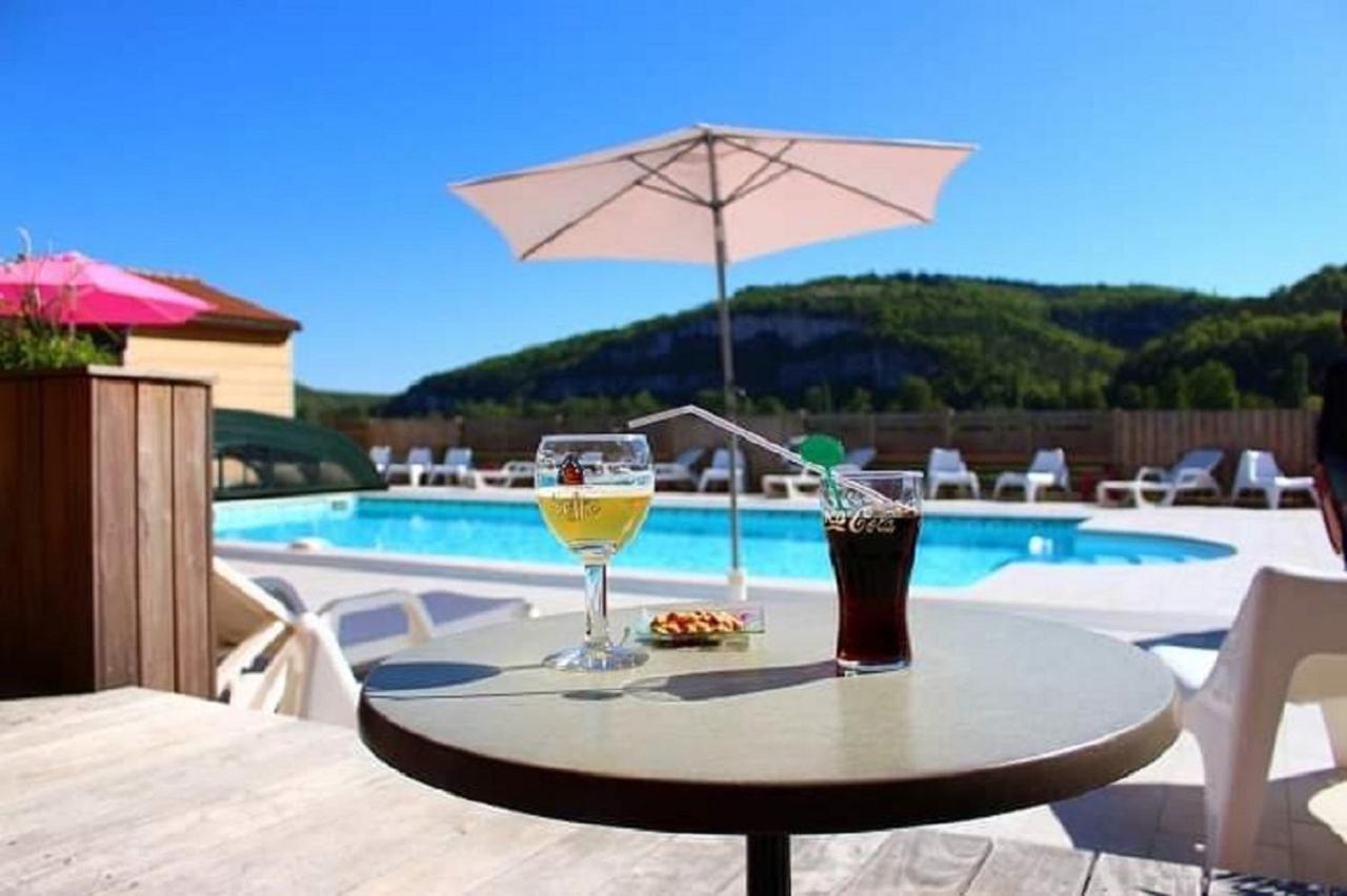 Hotel Les Gabarres Tour-de-Faure Kültér fotó