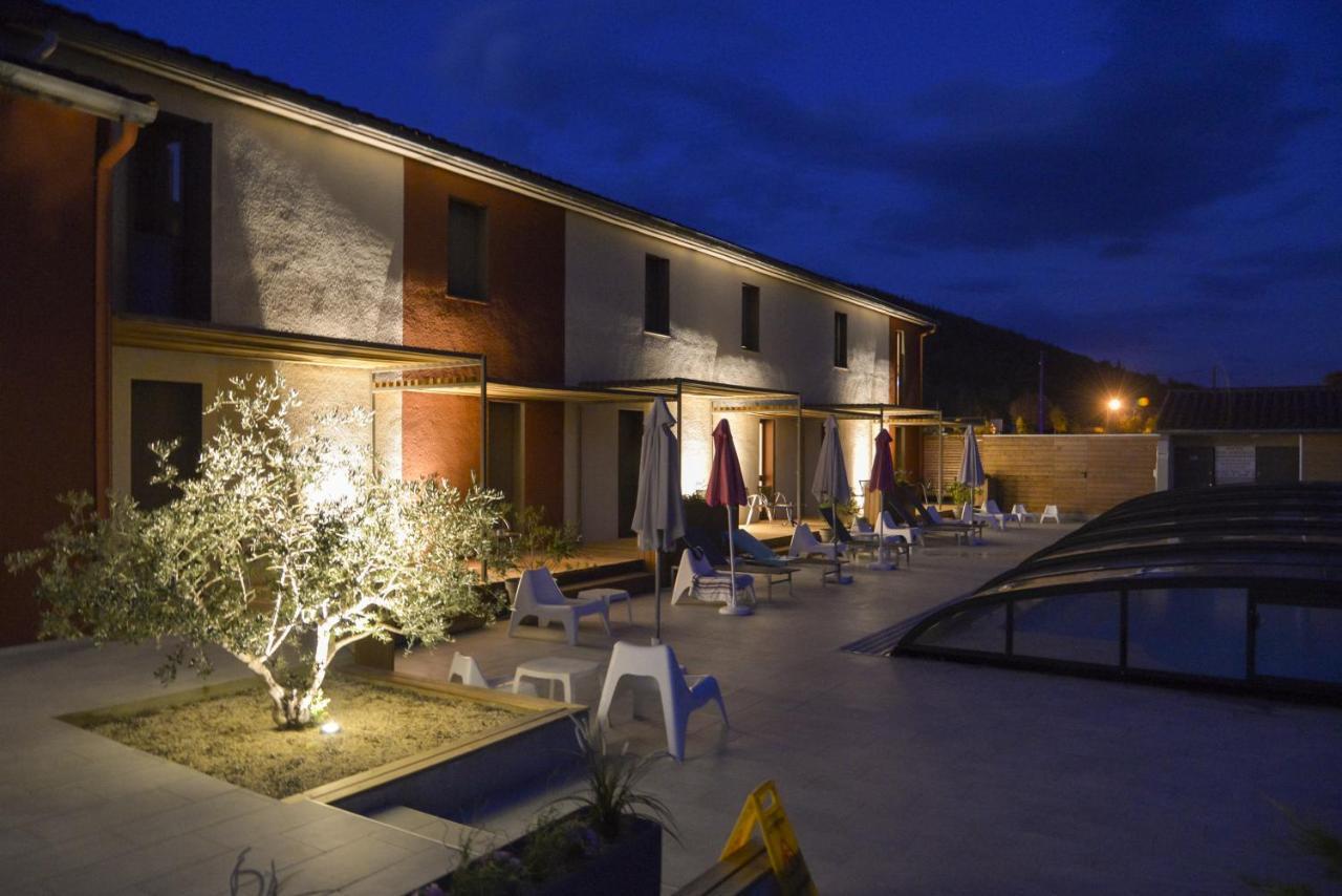 Hotel Les Gabarres Tour-de-Faure Kültér fotó